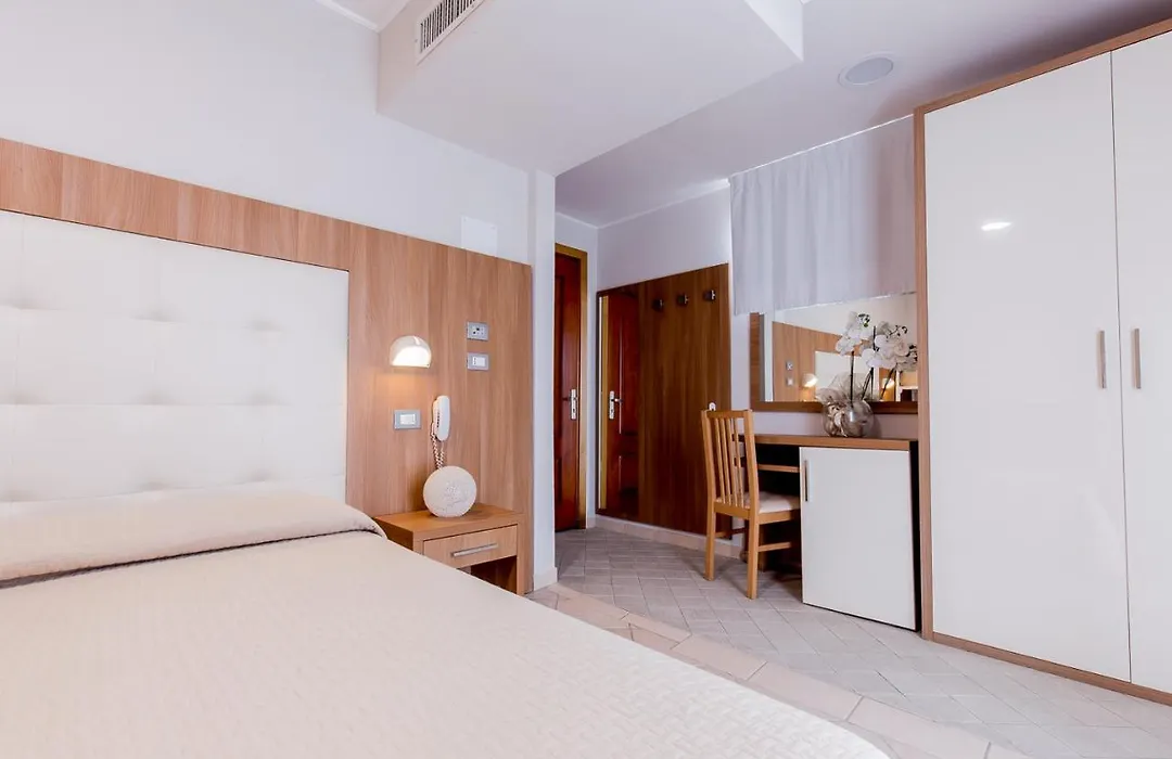 Hotel Roland-1